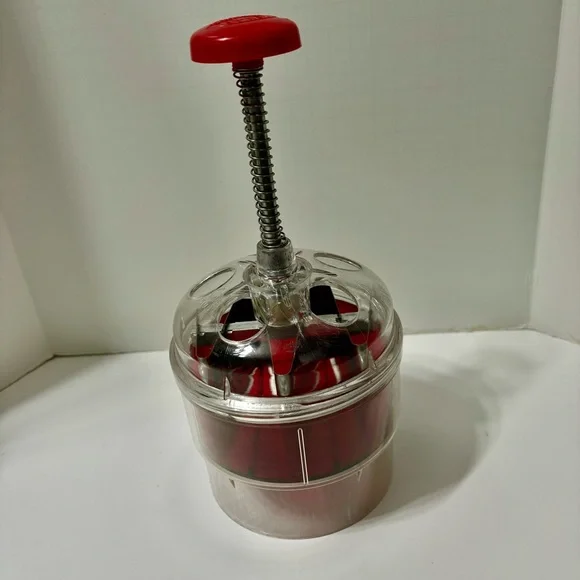 Rotating Food Chopper - Yellow - Picture 5 of 6